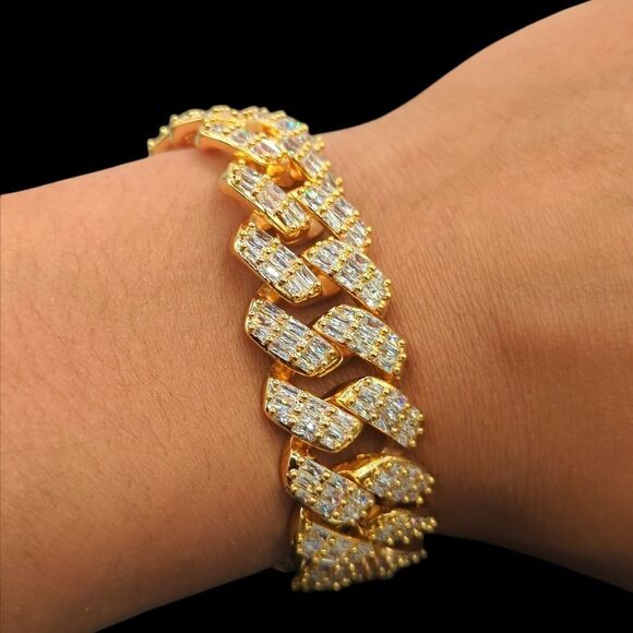 8inch x 20mm 14K Gold Finish Miami Cuban Baguette CZ Bracelet. - Picture 3 of 13